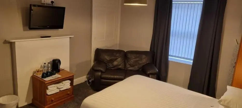 Comfort Tek Büyük Yataklı Oda (Room 6)
