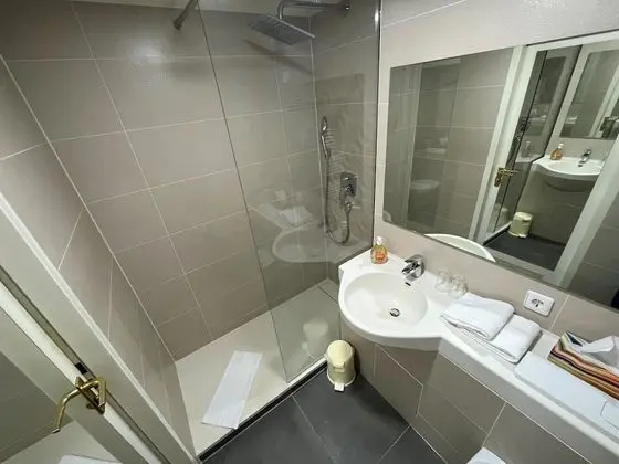 Comfort Tek Kişilik Oda