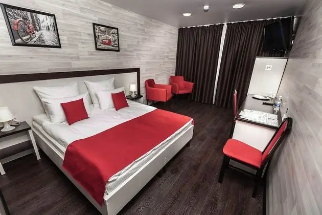Comfort Tek Büyük veya İki Ayrı Yataklı Oda, Balkon