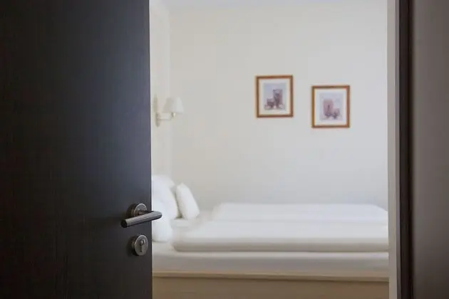 Standard Büyük Yataklı Tek Kişilik Oda