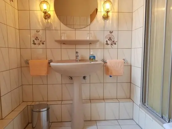 Standard Büyük Yataklı Tek Kişilik Oda