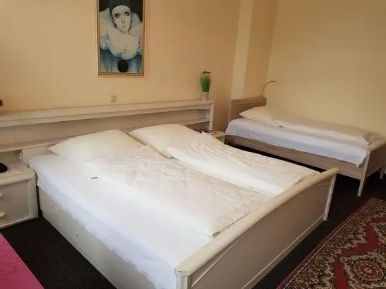 Standard Üç Kişilik Oda