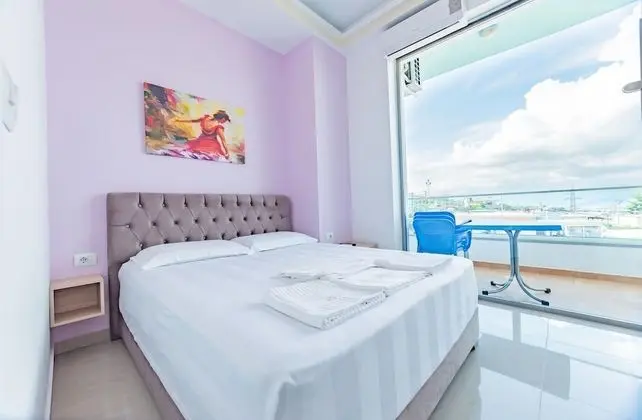 Dört Kişilik Oda, Balkon