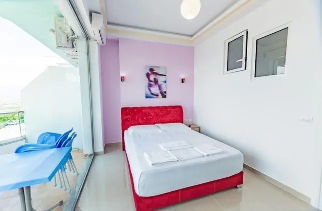 Dört Kişilik Oda, Balkon