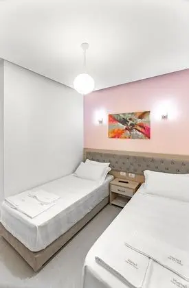 Dört Kişilik Oda, Balkon