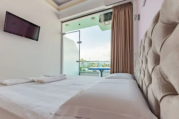Dört Kişilik Oda, Balkon