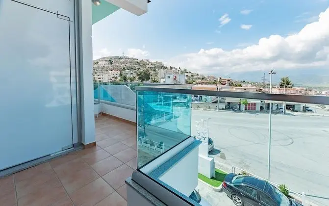Dört Kişilik Oda, Balkon