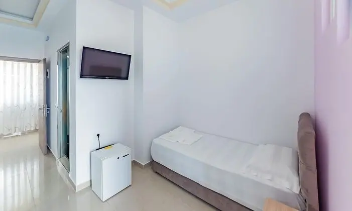 Üç Kişilik Oda, Balkon