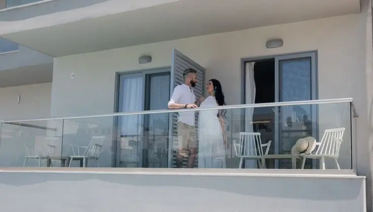 Double Single Use Balcony/Terrace