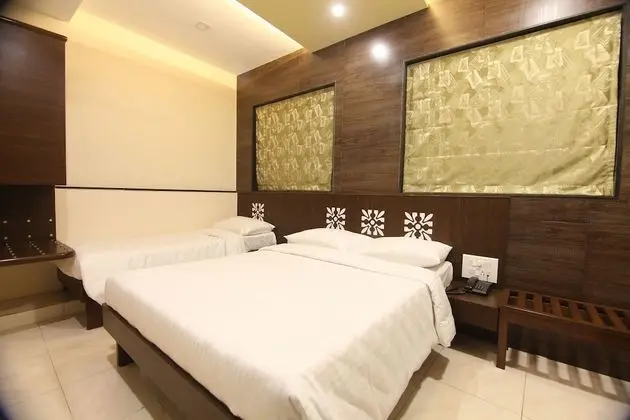 Deluxe Üç Kişilik Oda