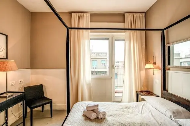 Comfort Tek Büyük Yataklı Oda