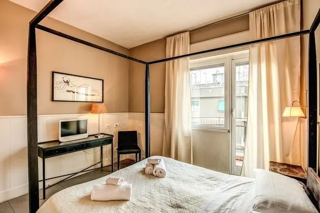 Comfort Tek Büyük Yataklı Oda