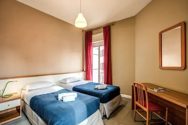 Standard Tek Büyük veya İki Ayrı Yataklı Oda