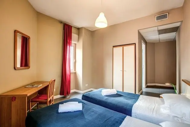 Standard Tek Büyük veya İki Ayrı Yataklı Oda