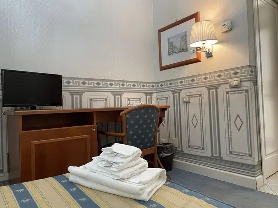 Deluxe Tek Kişilik Oda, 1 Tek Kişilik Yatak, Banyolu/Duşlu, Park Manzaralı