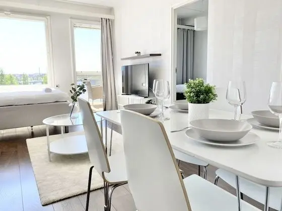 City Tek Büyük Yataklı Oda