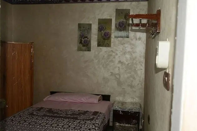 Tek Kişilik Oda, Ortak Banyo