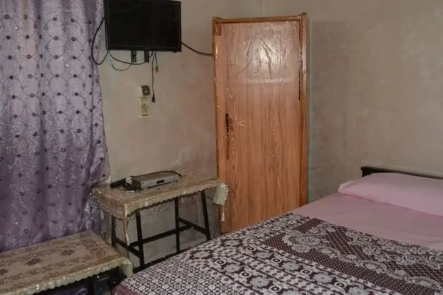 Tek Kişilik Oda, Ortak Banyo