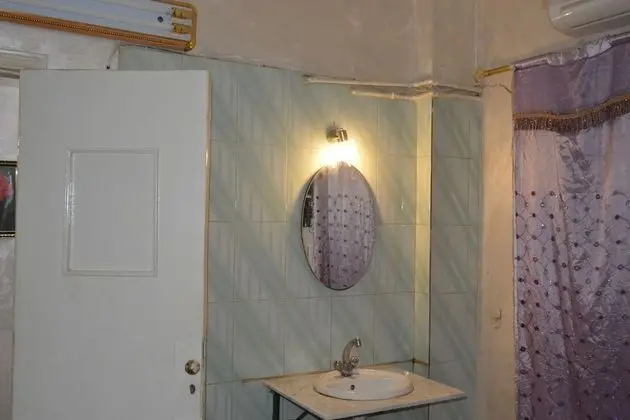 Tek Kişilik Oda, Ortak Banyo
