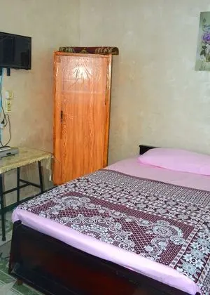 Tek Kişilik Oda, Ortak Banyo