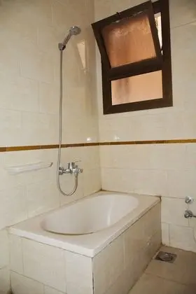 Üç Kişilik Oda