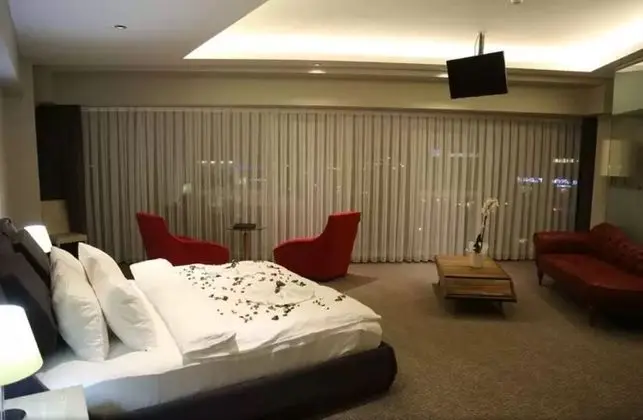 Suite Aile Odası
