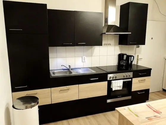 Tek Büyük veya İki Ayrı Yataklı Oda (shared kitchen )