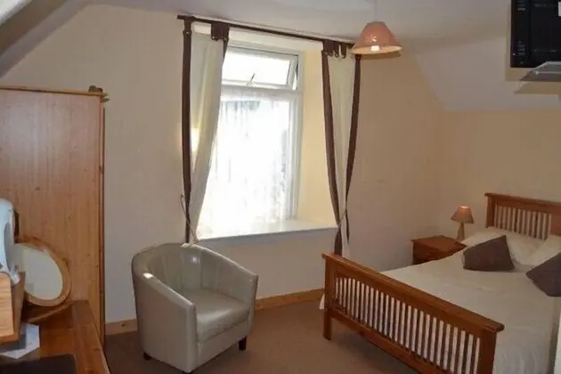 Tek Büyük Yataklı Oda, Banyolu/Duşlu (Bath and Shower)