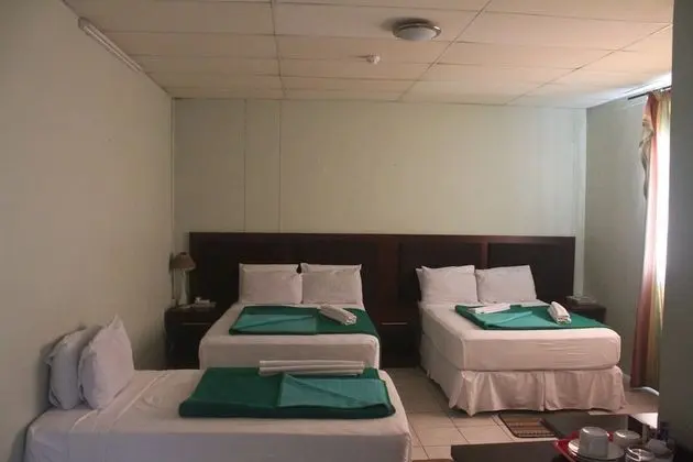 İki Ayrı Yataklı Oda, Bahçe Manzaralı