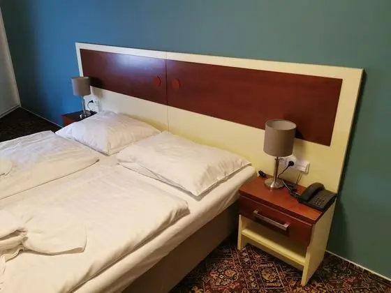 Tek Büyük veya İki Ayrı Yataklı Oda
