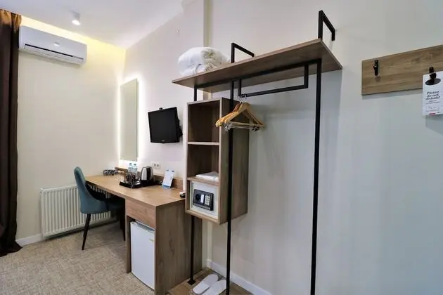 Standard Tek Büyük veya İki Ayrı Yataklı Oda