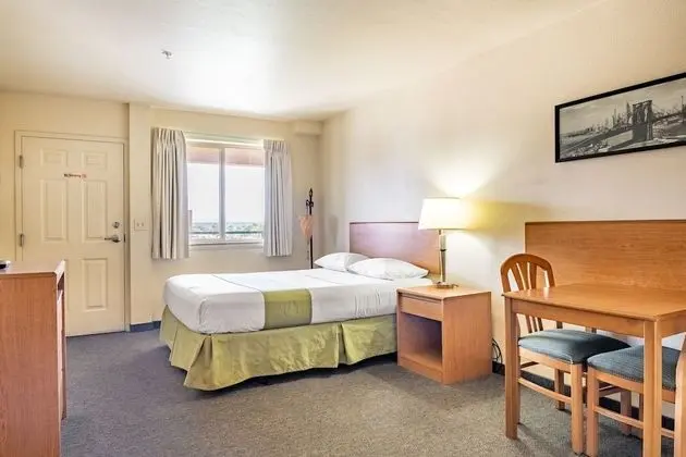 Comfort Oda, 2 Büyük (Queen) Boy Yatak, Buzdolabı ve Mikrodalga, Dağ Manzaralı