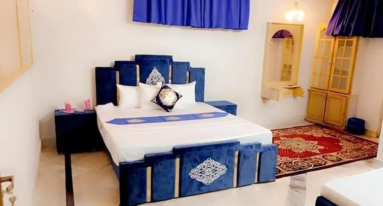 Standard Tek Büyük Yataklı Oda