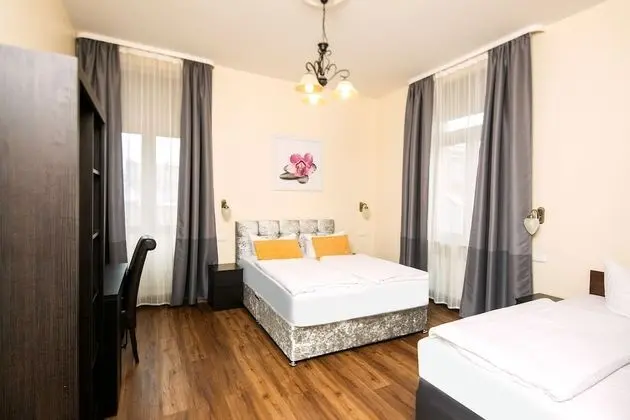 Comfort Tek Büyük Yataklı Oda