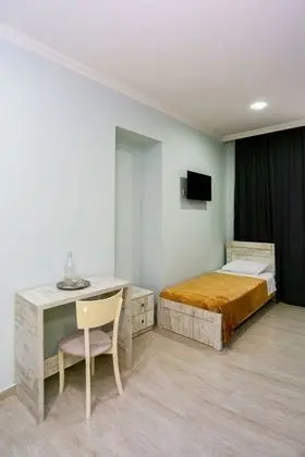 Basic Tek Büyük veya İki Ayrı Yataklı Oda, 2 Tek Kişilik Yatak, Sigara İçilmez