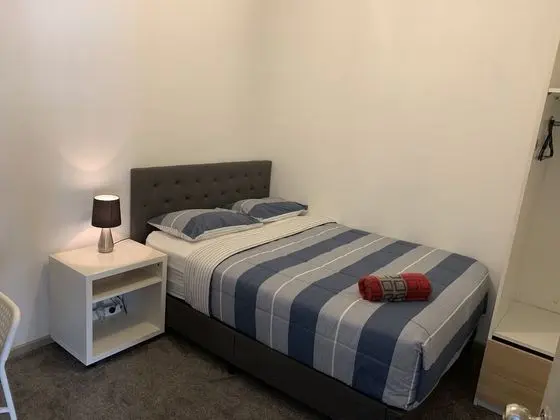 Economy Tek Büyük Yataklı Oda