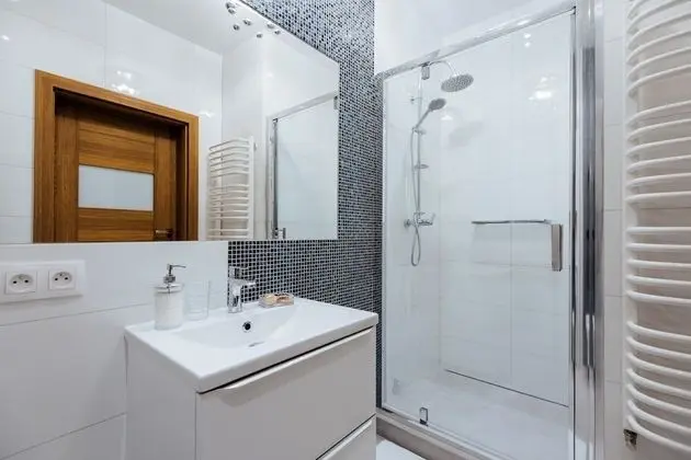 Apart Daire, 2 Yatak Odası (4/8, Fivestars Topolowa 4 Street)