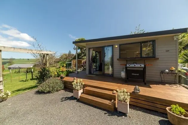 Kır Evi, 1 Büyük (Queen) Boy Yatak, Teras, Bahçe Manzaralı