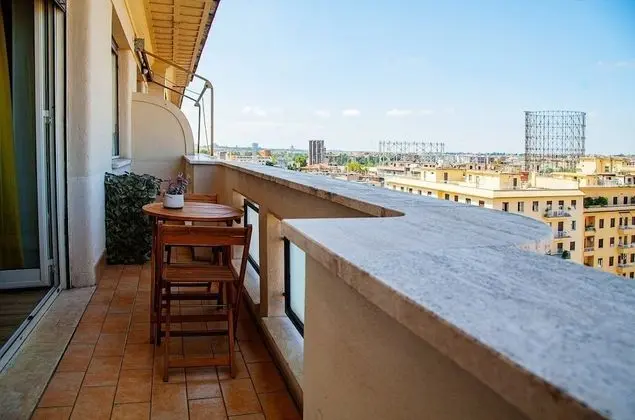 Deluxe Tek Büyük veya İki Ayrı Yataklı Oda, Balkon, Şehir Manzaralı