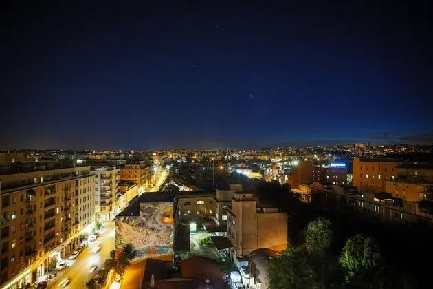 Design Tek Büyük veya İki Ayrı Yataklı Oda, Şehir Manzaralı
