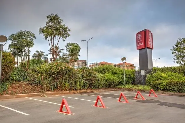 Tek Büyük Yataklı Oda, Sigara İçilebilir