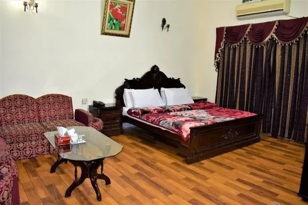 Standard Tek Büyük veya İki Ayrı Yataklı Oda