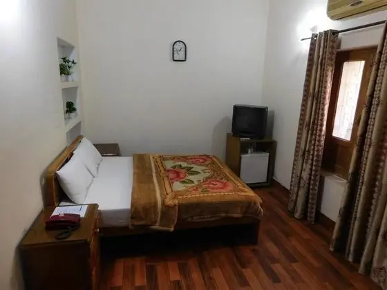 Standard Tek Büyük veya İki Ayrı Yataklı Oda