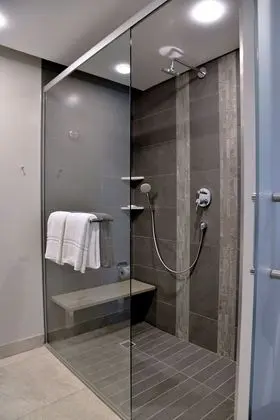 Tek Büyük Yataklı Oda, Sigara İçilmez