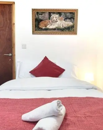 Standard Büyük Yataklı Tek Kişilik Oda, Ortak Banyo