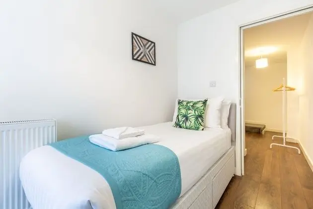 Basic Apart Daire, Birden Çok Yatak, Sigara İçilmez (Split Level Apartment)