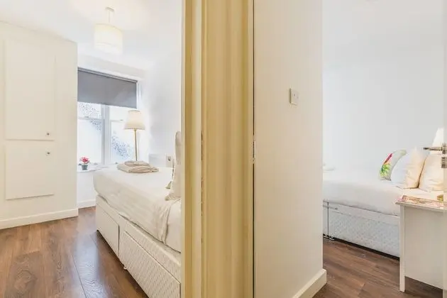 Basic Apart Daire, Birden Çok Yatak, Sigara İçilmez (Split Level Apartment)