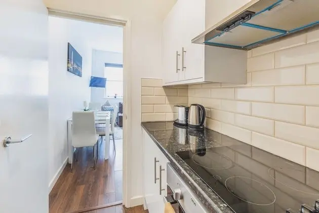 Basic Apart Daire, Birden Çok Yatak, Sigara İçilmez (Split Level Apartment)