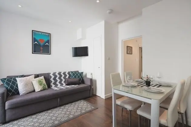 City Apart Daire, 1 Çift Kişilik Yatak ve Çekyat, Sigara İçilmez