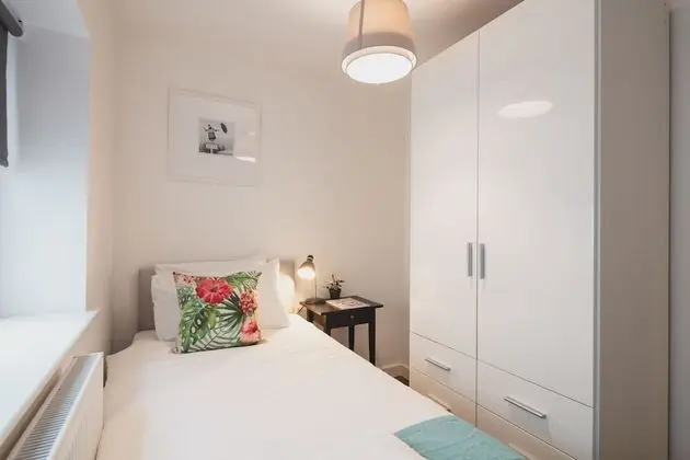 City Apart Daire, Birden Çok Yatak, Sigara İçilmez (Split Level Apartment)